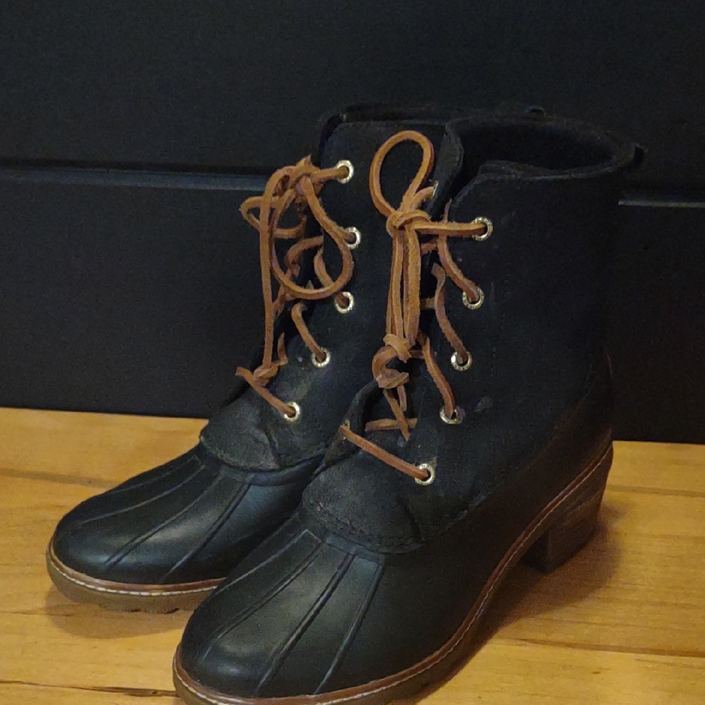 Sperry Saltwater Heel Women's 10 Lace Up Boots